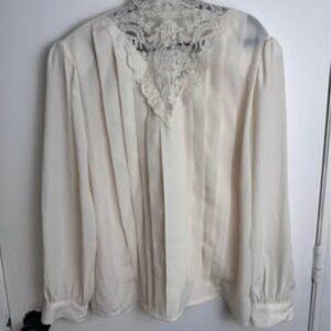 Worthington Vintage White pleated lace Top Made in Korea Sz12 Long Sleev #1020